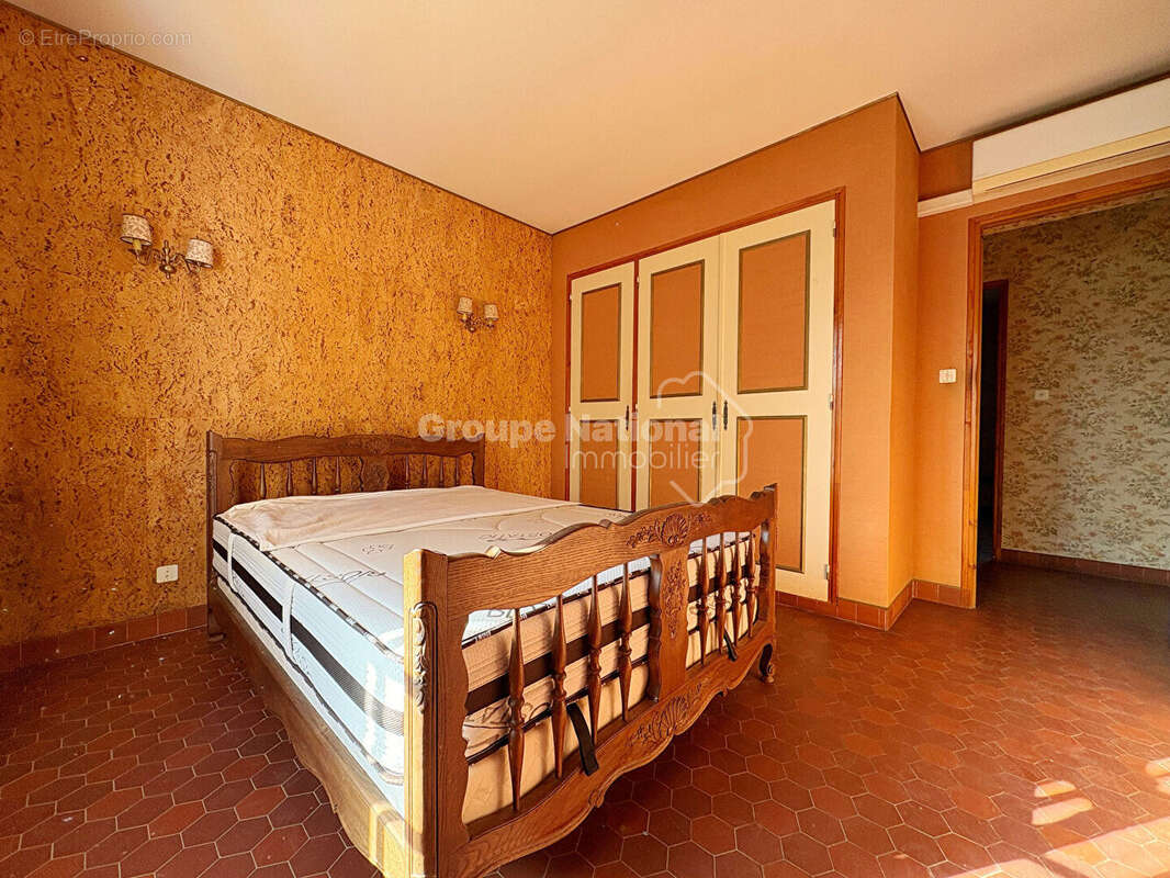 Maison à PELISSANNE