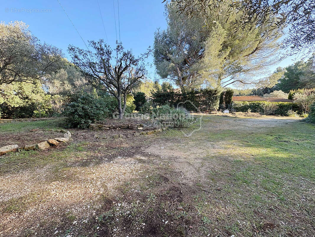 Maison à PELISSANNE