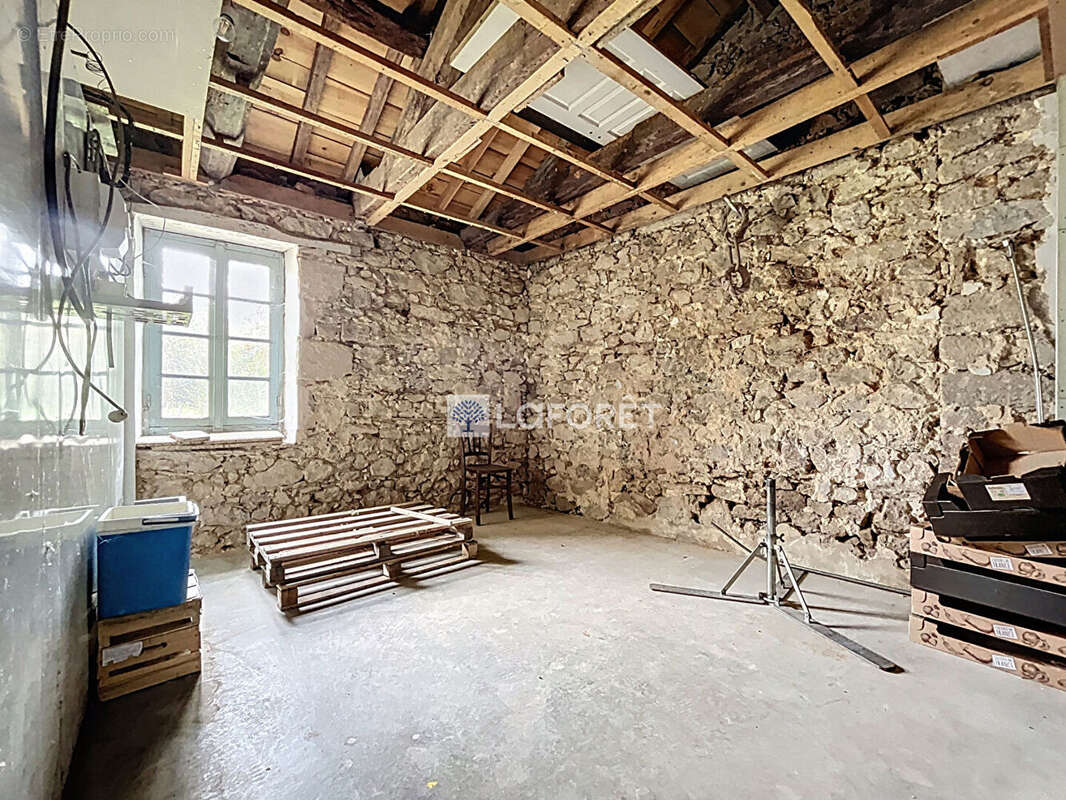 Maison à BEAULIEU-SOUS-PARTHENAY