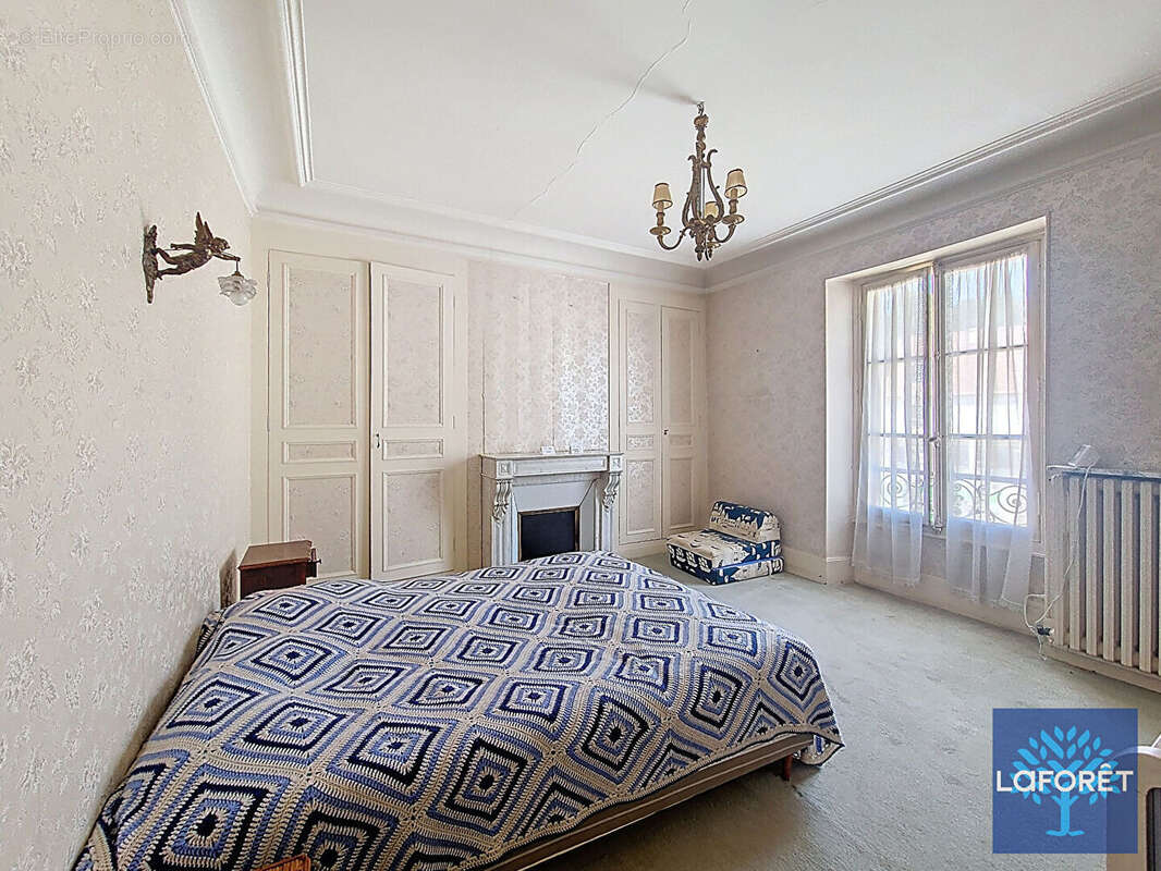 Maison à MORIGNY-CHAMPIGNY