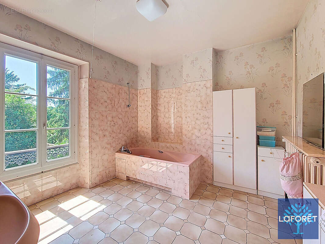 Maison à MORIGNY-CHAMPIGNY