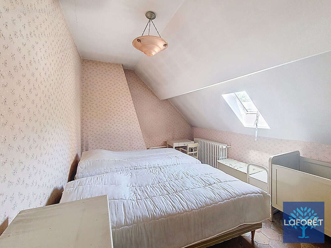 Maison à MORIGNY-CHAMPIGNY