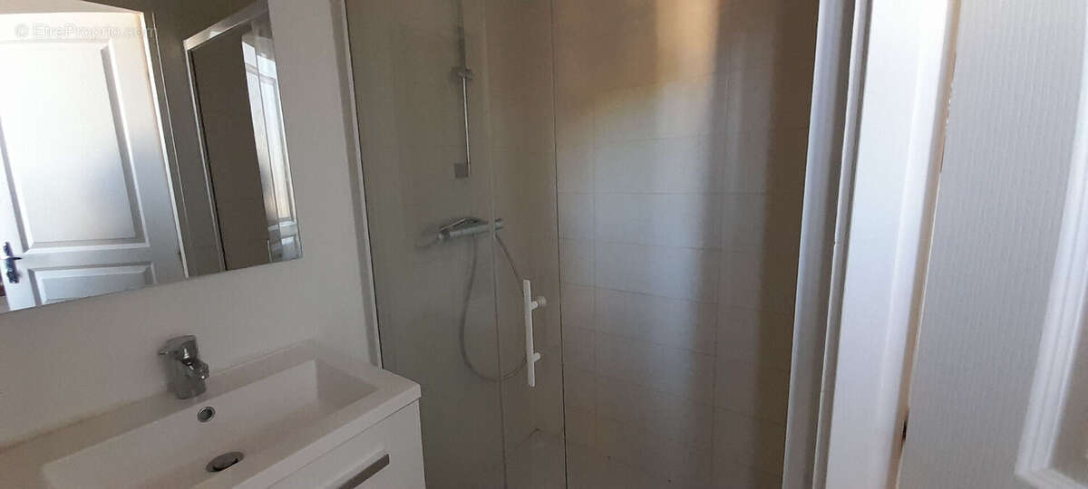 Appartement à LIMOURS