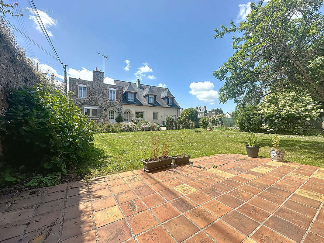 Maison à ETABLES-SUR-MER