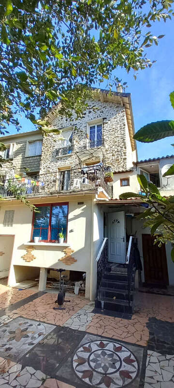 Appartement à NOISY-LE-SEC