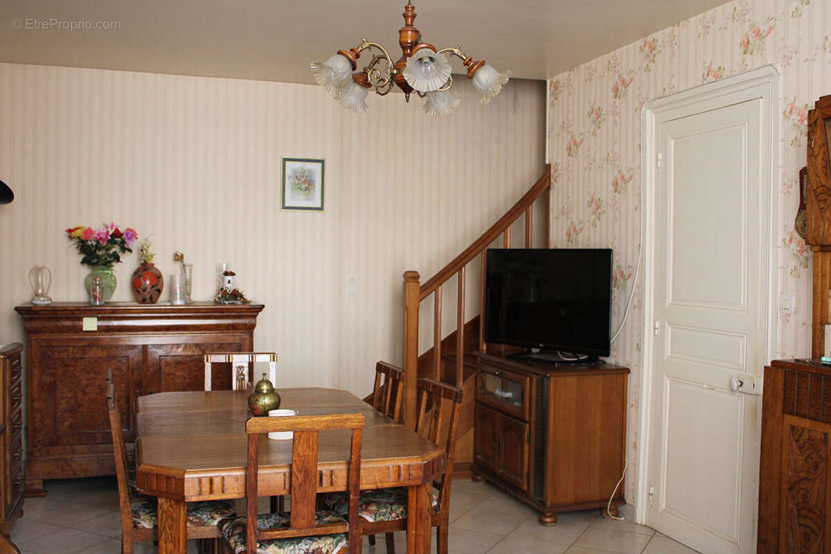 Maison à SELLES-SUR-CHER