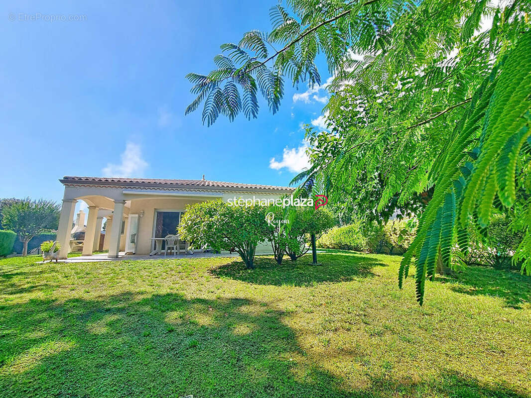 Maison à MESCHERS-SUR-GIRONDE