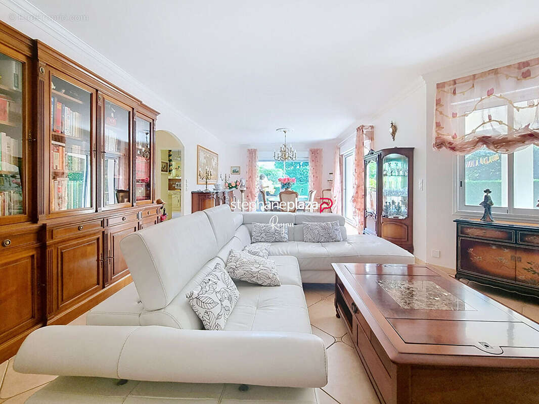 Maison à MESCHERS-SUR-GIRONDE