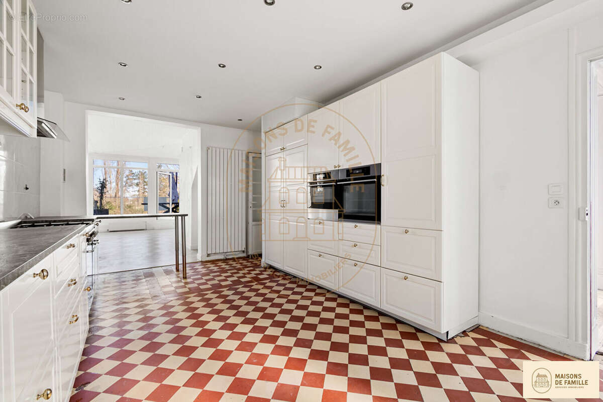 Appartement à BOUGIVAL