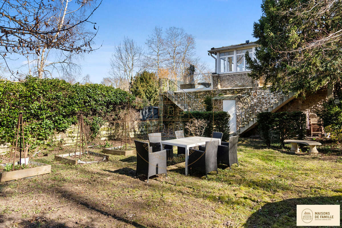 Appartement à BOUGIVAL