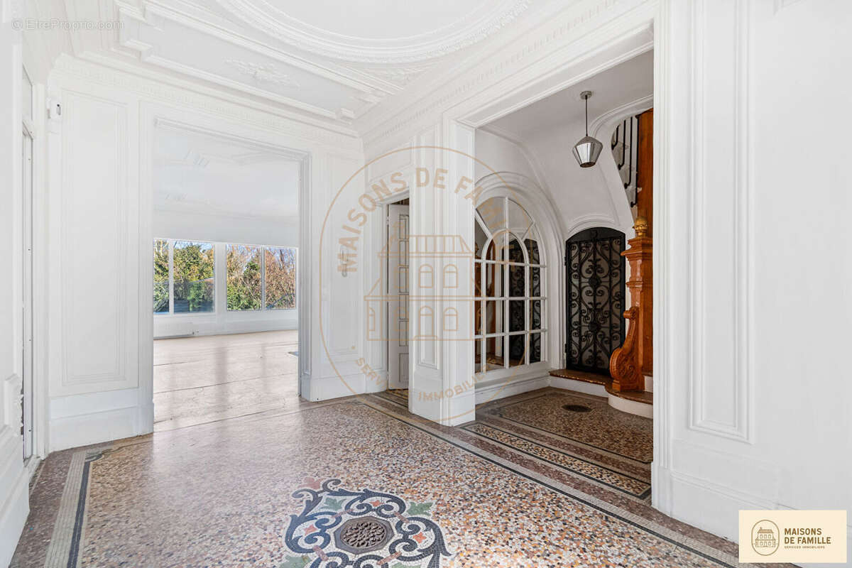 Appartement à BOUGIVAL