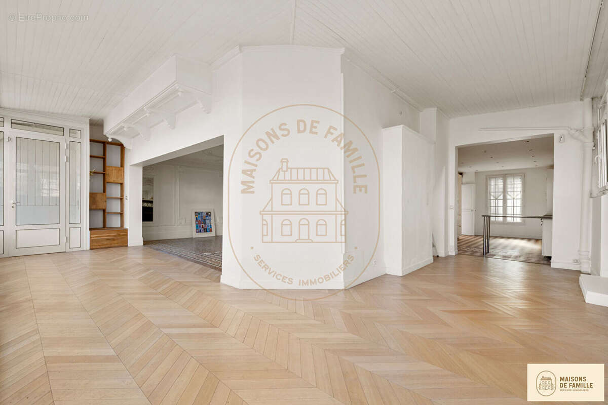 Appartement à BOUGIVAL