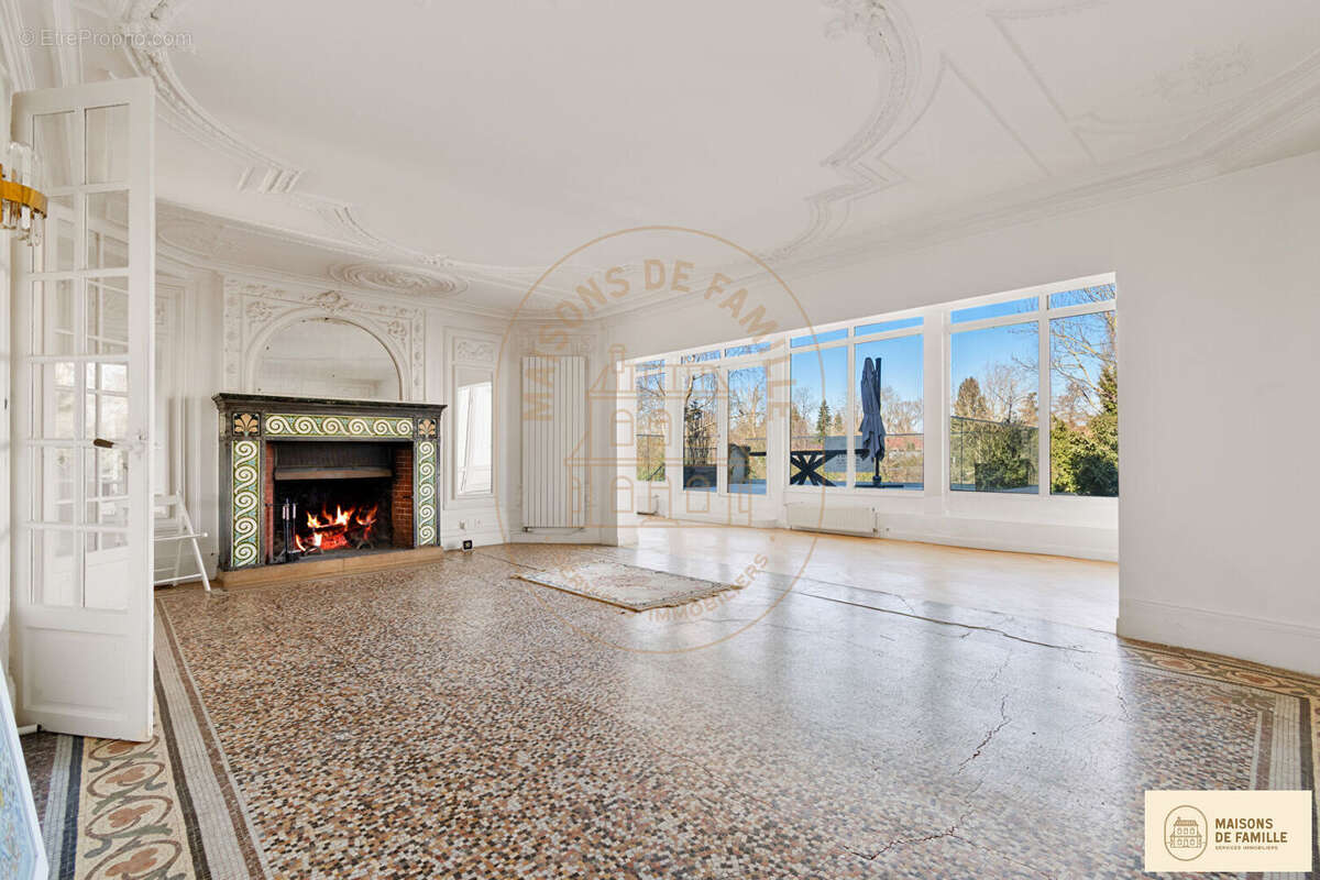 Appartement à BOUGIVAL