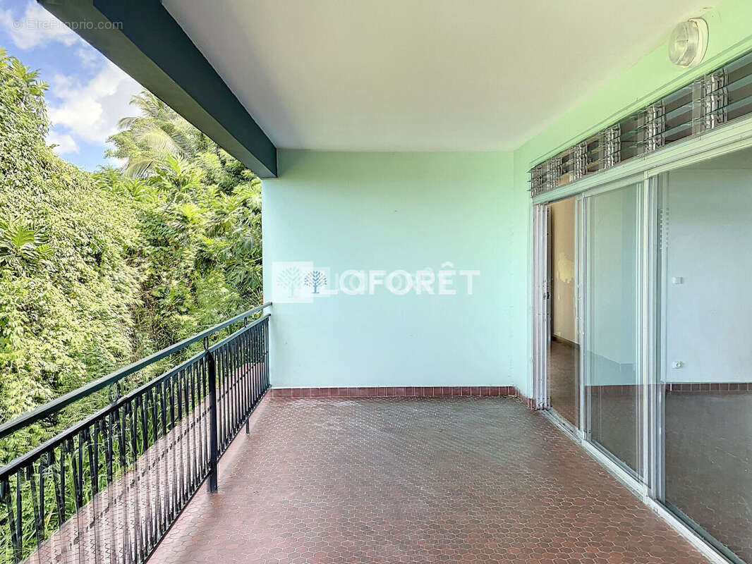 Appartement à LE MORNE-VERT