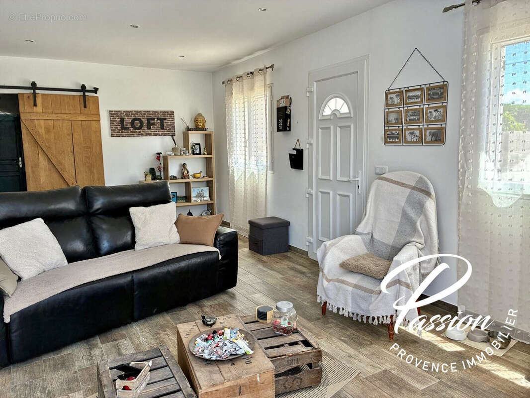 Maison à GIGNAC-LA-NERTHE