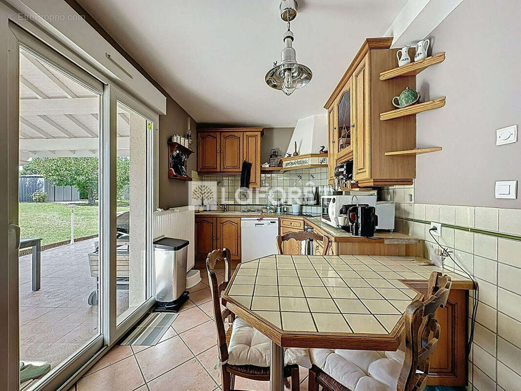 Maison à SAINT-TRIVIER-SUR-MOIGNANS