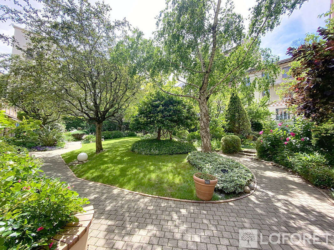 Appartement à LYON-1E