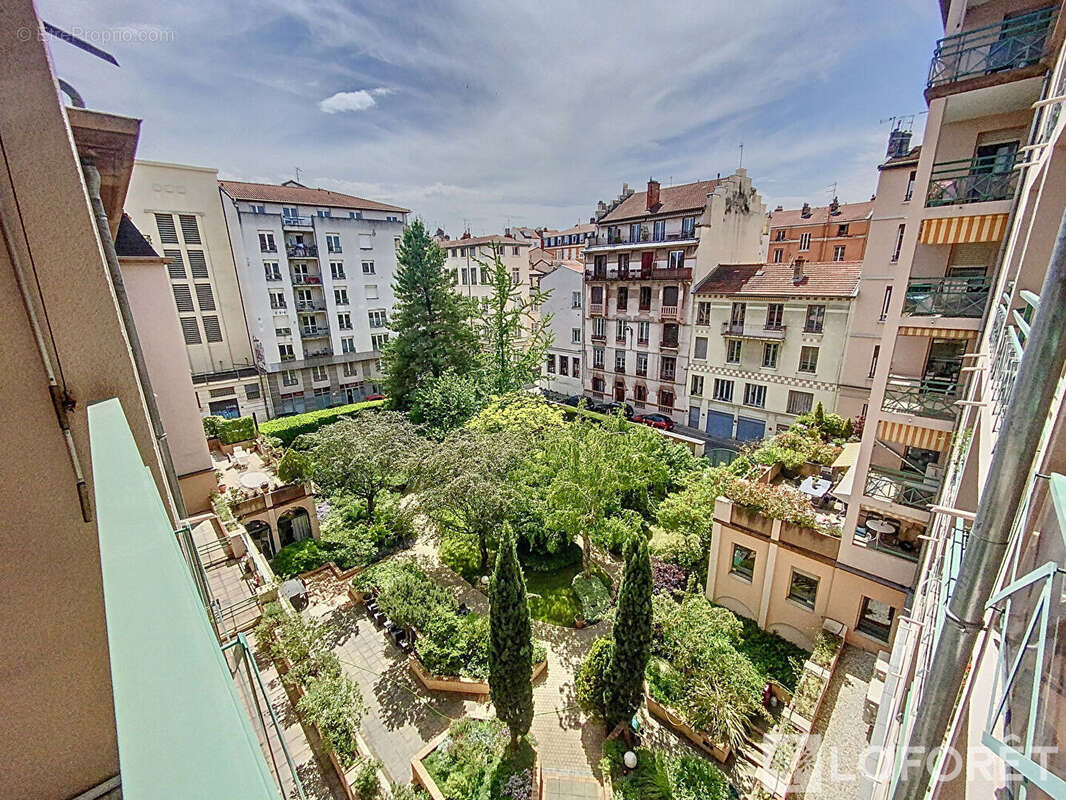 Appartement à LYON-1E