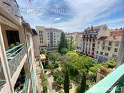 Appartement à LYON-1E