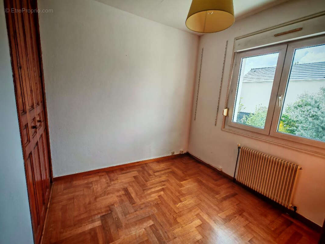 Maison à SARTROUVILLE