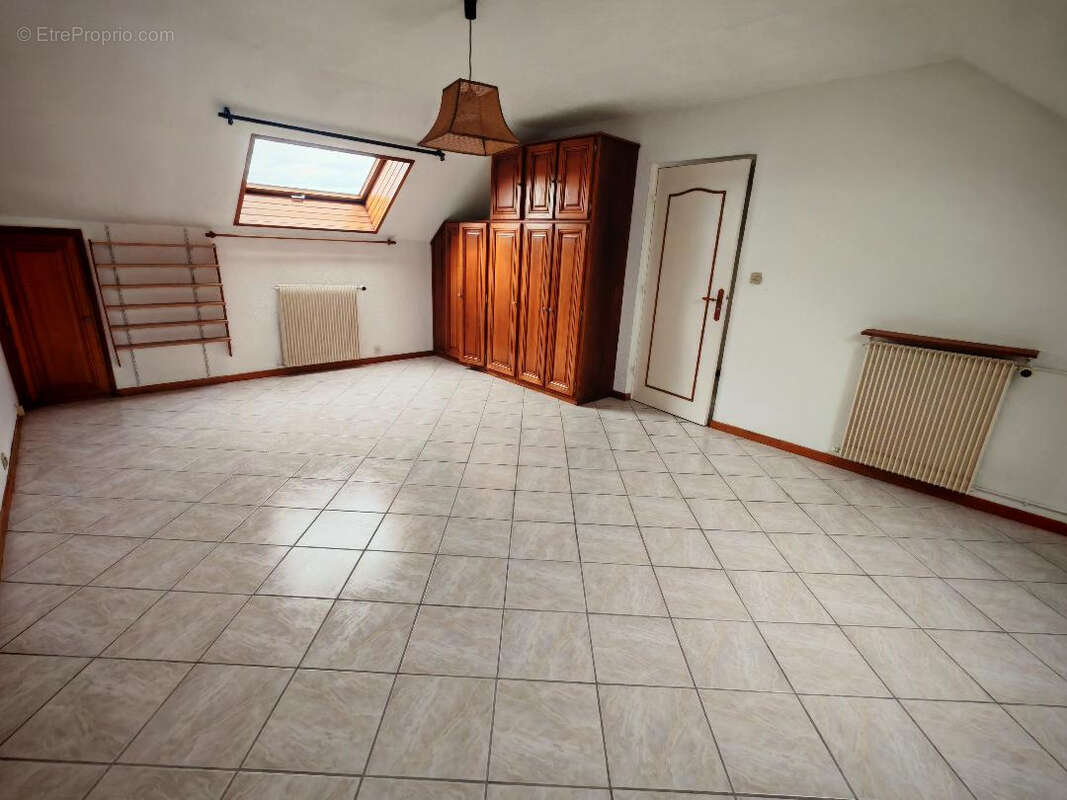 Maison à SARTROUVILLE