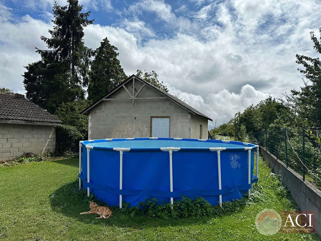 Maison à SAINTE-GENEVIEVE