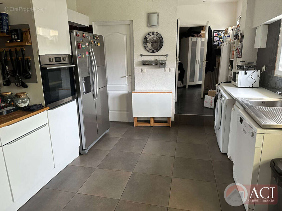 Maison à SAINTE-GENEVIEVE