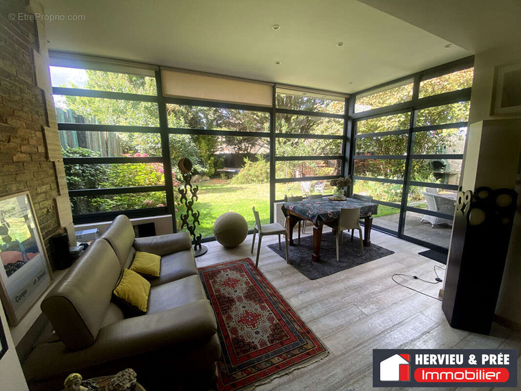 Maison à OUISTREHAM