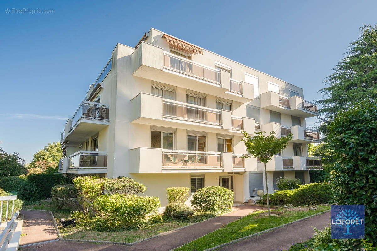 Appartement à LE RAINCY