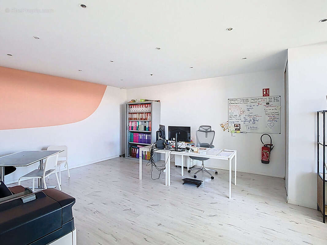 Commerce à CARPENTRAS