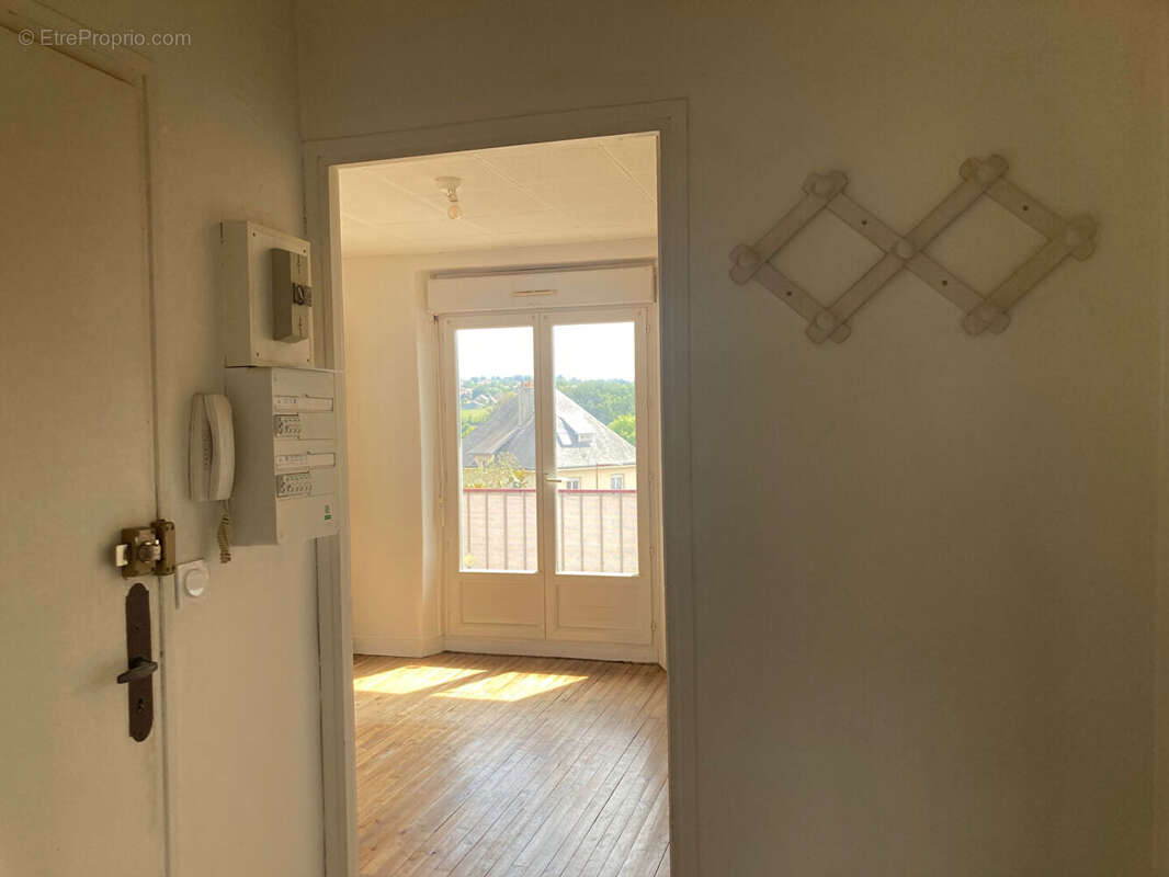 Appartement à CONDE-SUR-NOIREAU