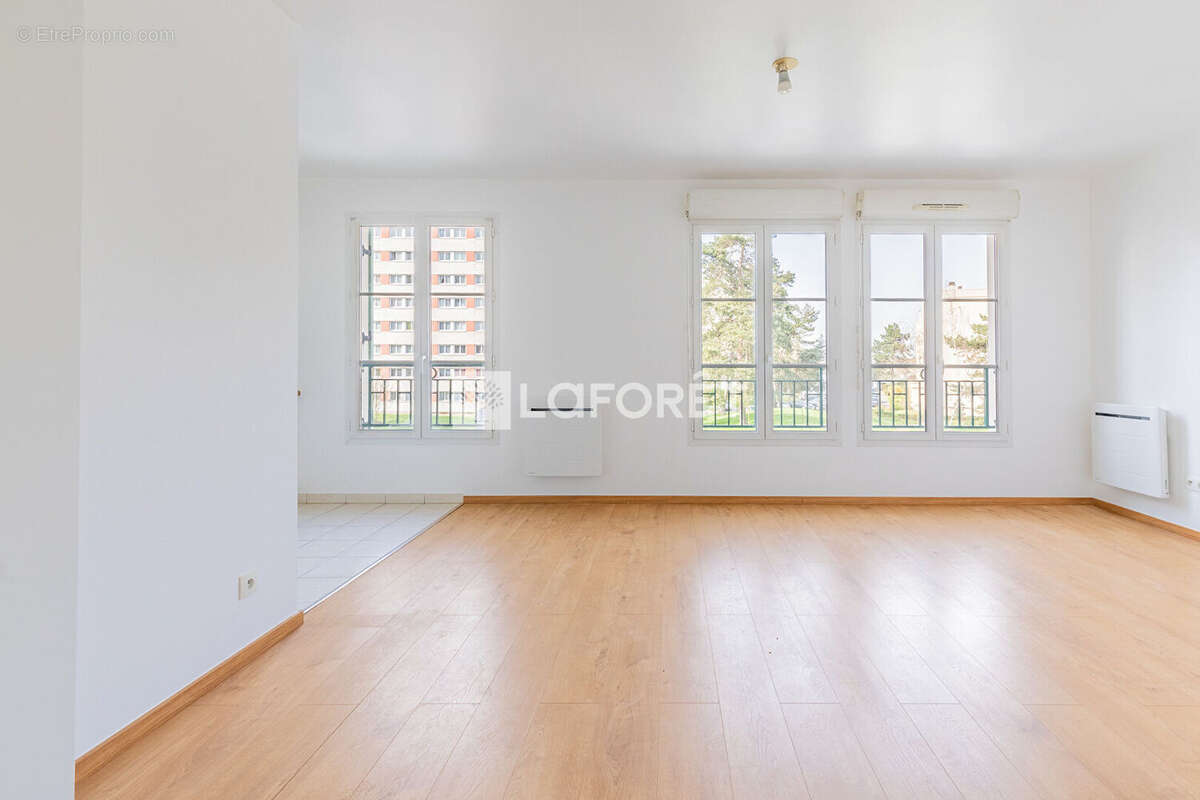 Appartement à MORANGIS