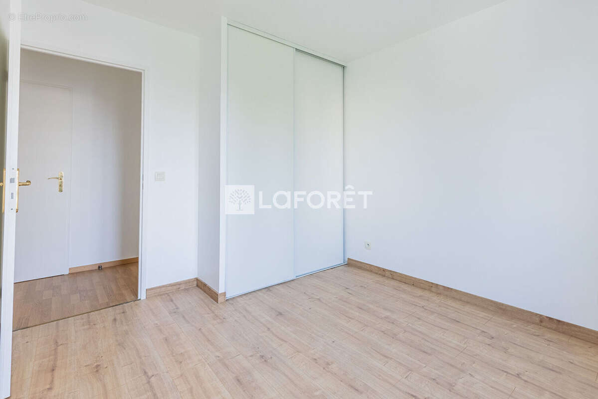 Appartement à MORANGIS