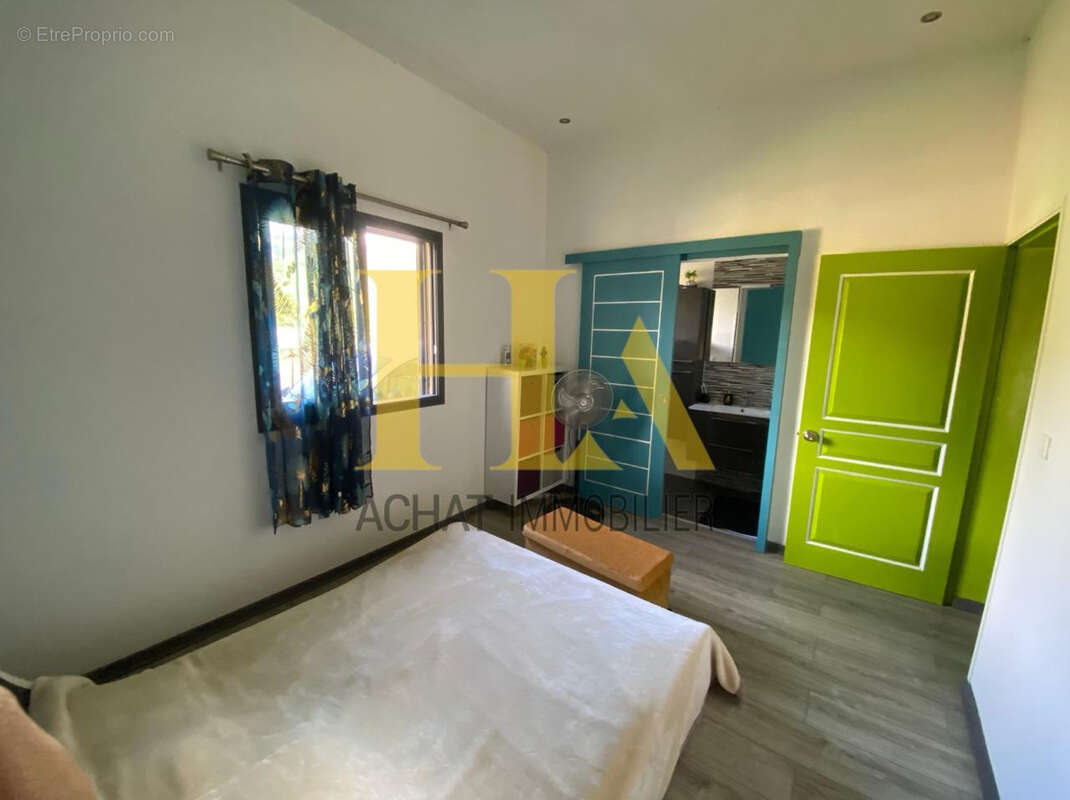 Maison à LA PLAINE-DES-PALMISTES