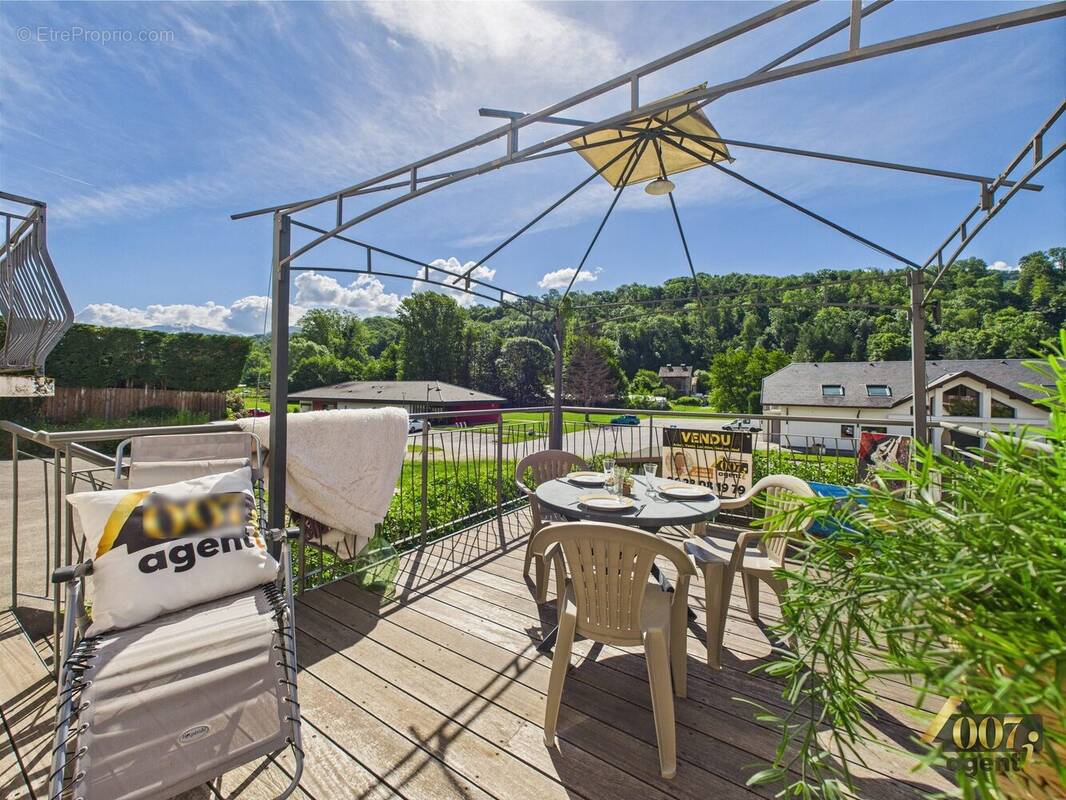 Maison à COISE-SAINT-JEAN-PIED-GAUTHIER