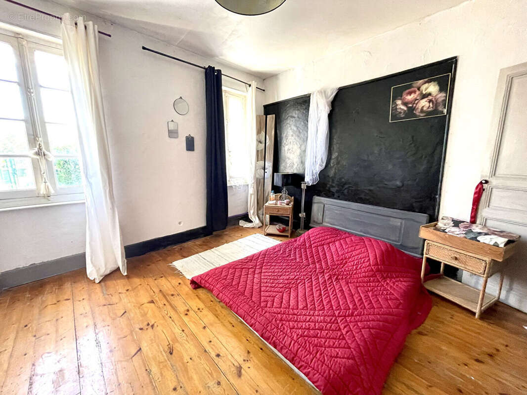 Maison à BOURG-SAINT-BERNARD