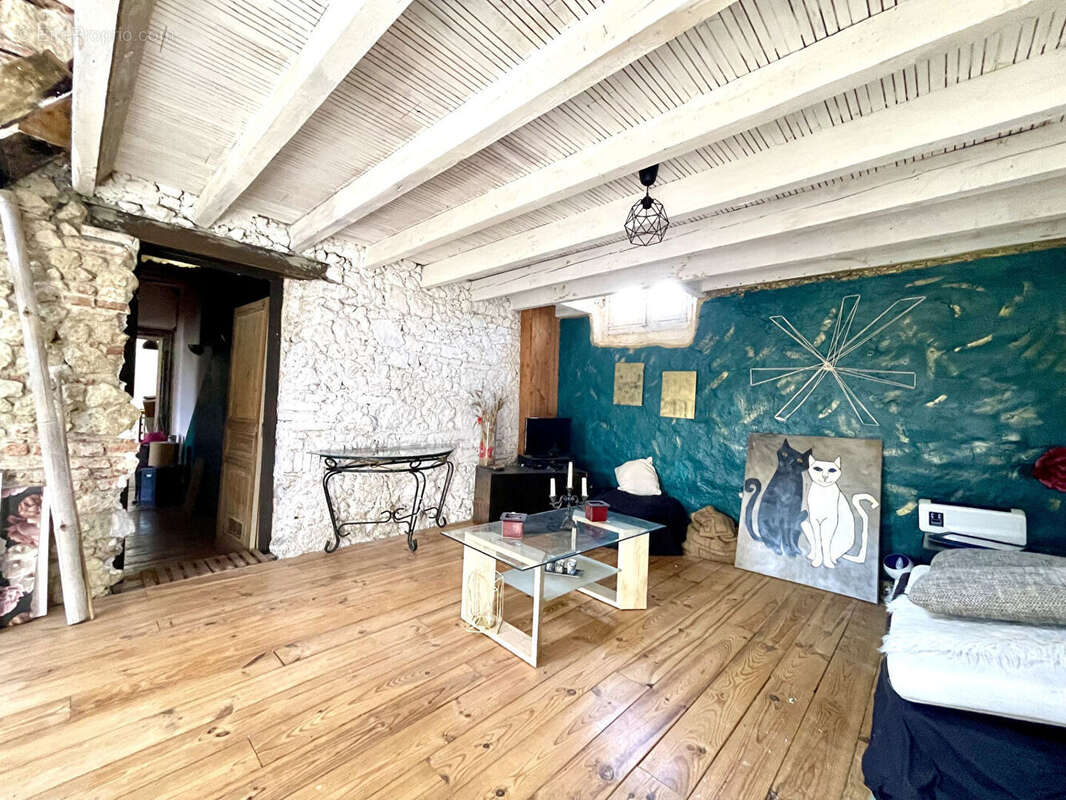 Maison à BOURG-SAINT-BERNARD