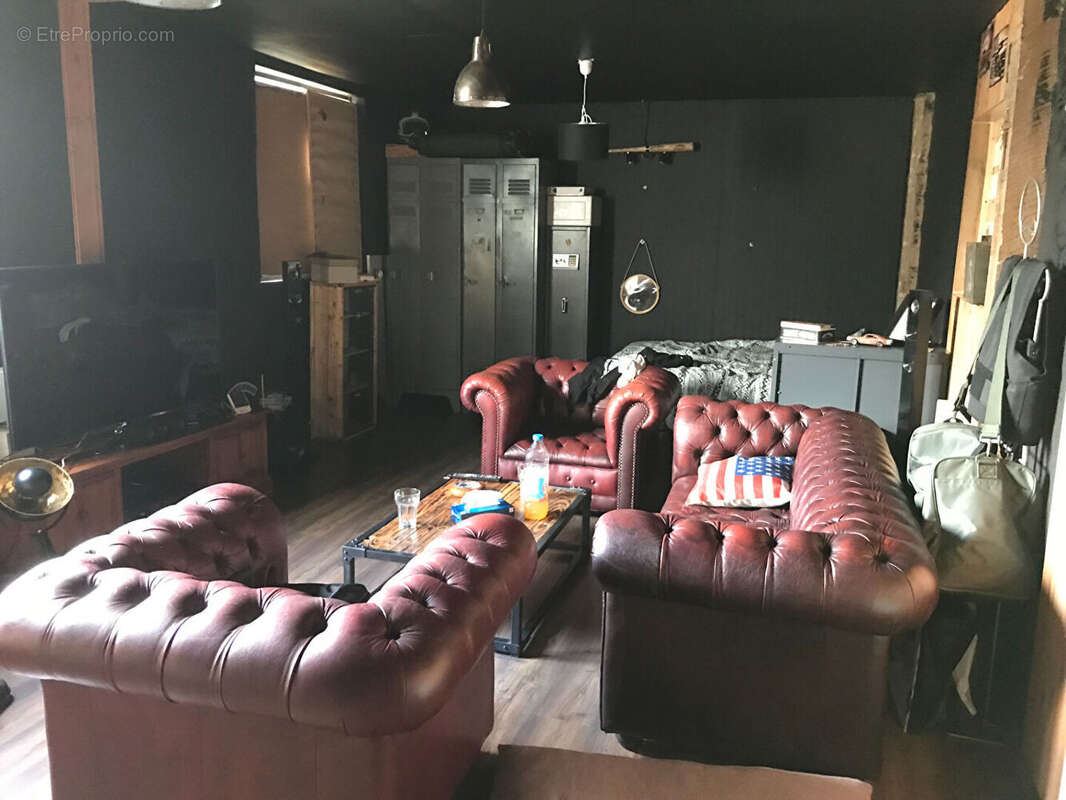 Commerce à COULOMBIERS