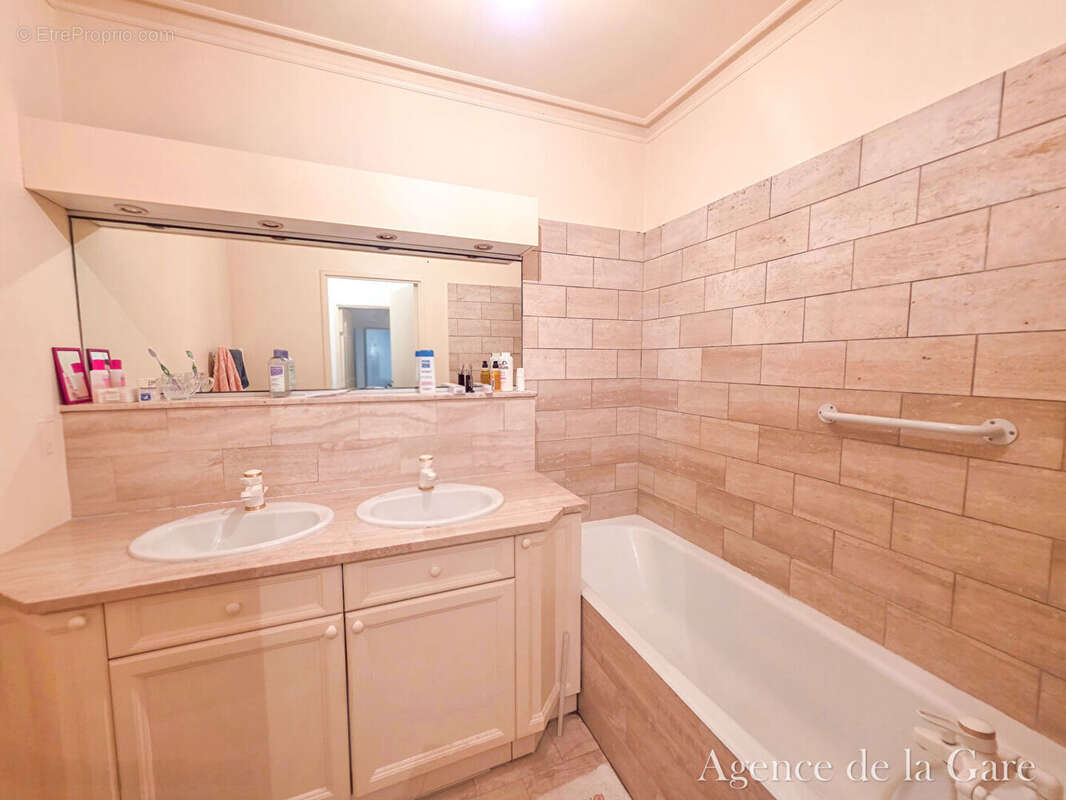 Appartement à MAISONS-LAFFITTE