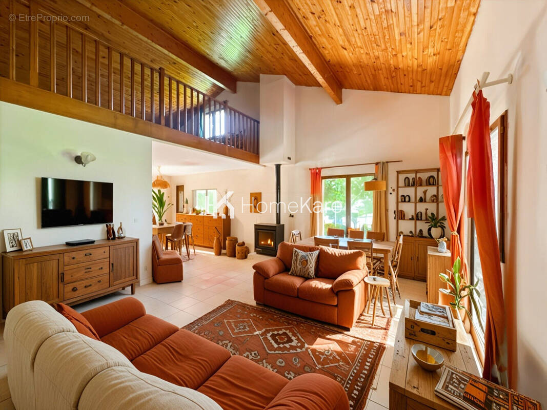 Maison à SAINTE-FOY-D'AIGREFEUILLE