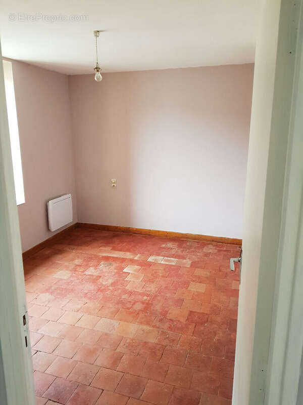 Maison à SAINT-ULPHACE