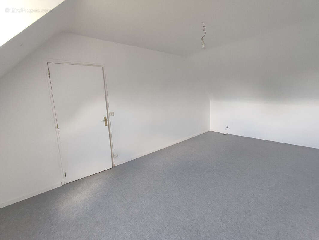 Maison à SAINT-ULPHACE