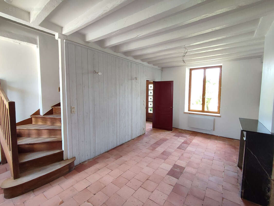 Maison à SAINT-ULPHACE