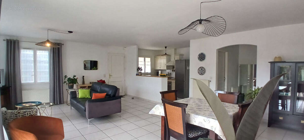 Maison à SAINT-SULPICE-DE-ROYAN