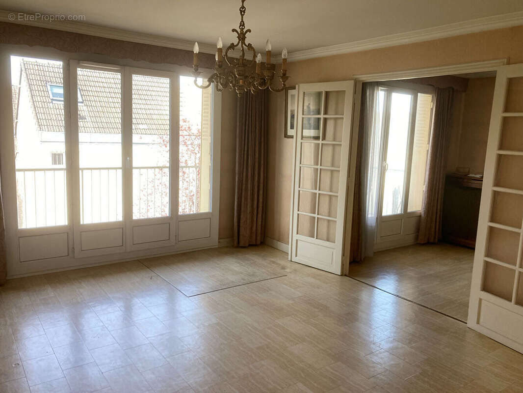 Appartement à GROSLAY