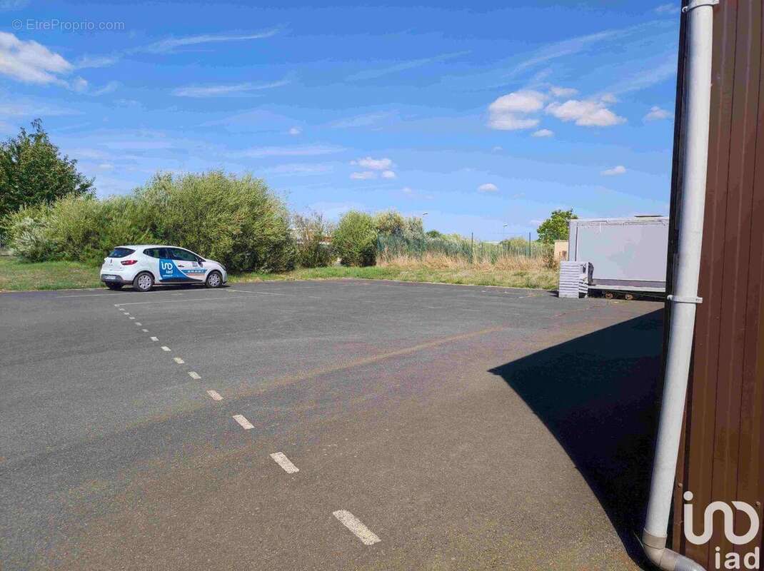 Photo 5 - Commerce à LOUDUN