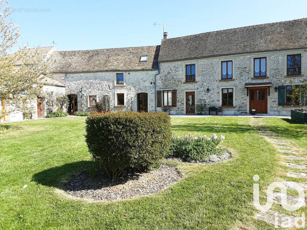 Photo 1 - Maison à LONGNES