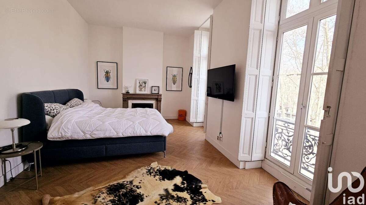 Photo 4 - Commerce à NIMES