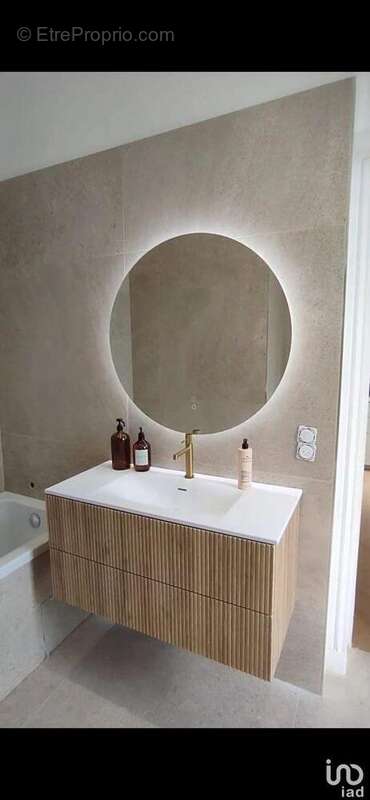 Photo 6 - Commerce à NIMES