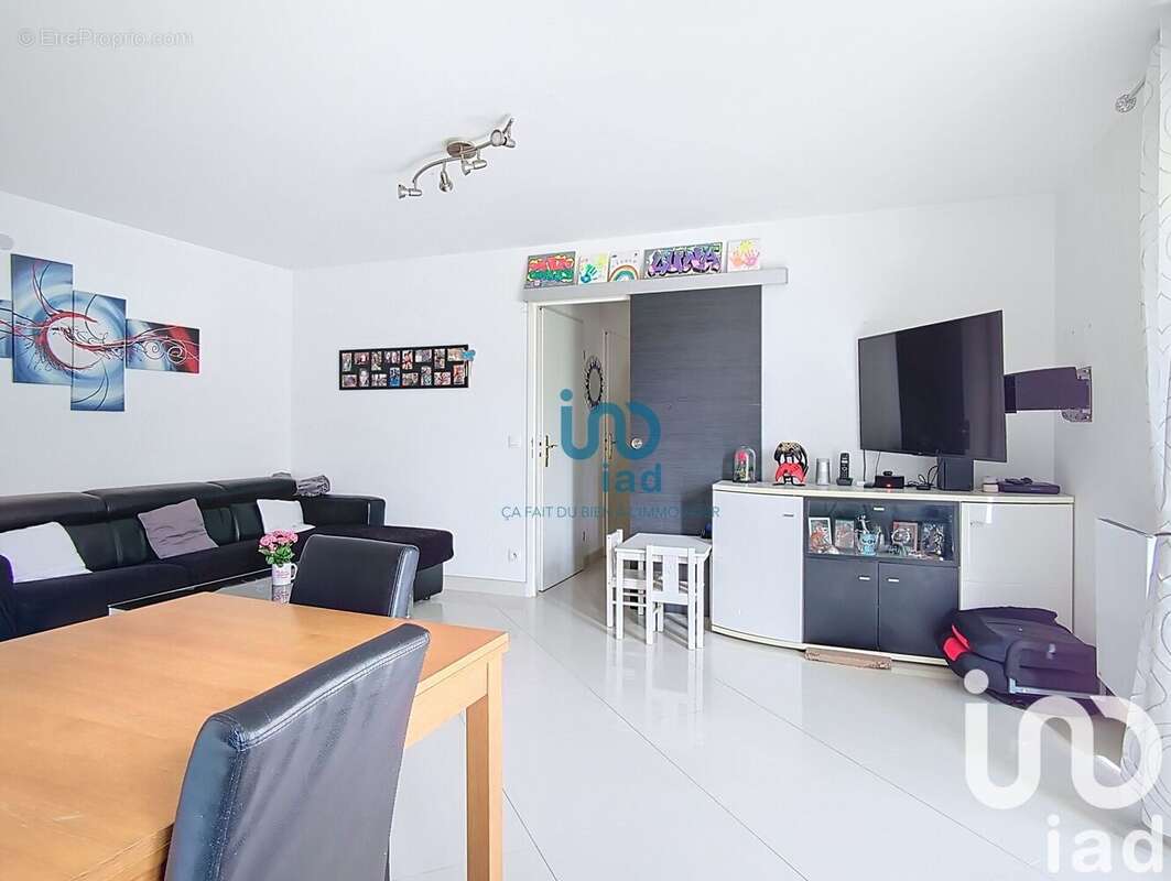 Photo 3 - Appartement à FONTENAY-TRESIGNY